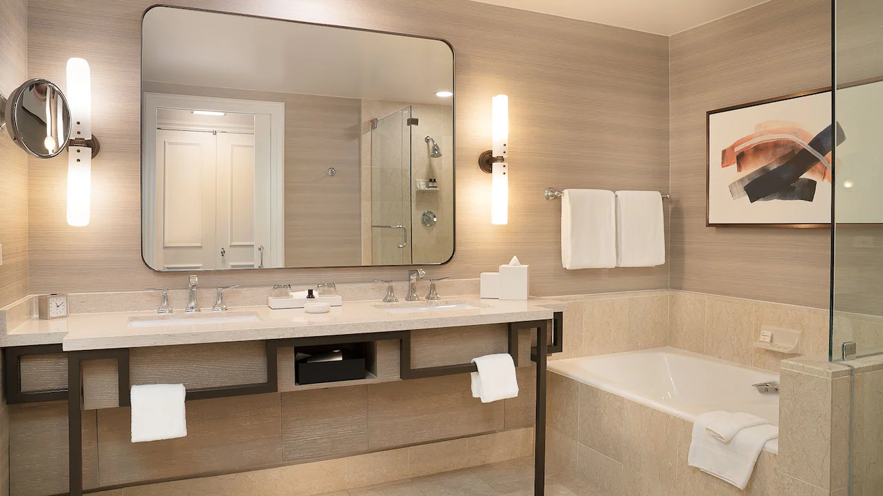 Park-Hyatt-Aviara-P469-Standard-Two-Kings-Bathroom.16x9.jpg